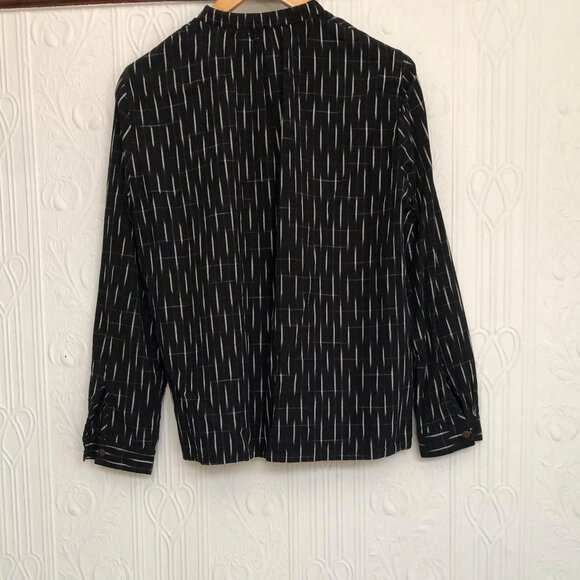 Sustainable, Fairtrade, People Tree black and white Indian loomed fabric shirt - Picture 4 of 4